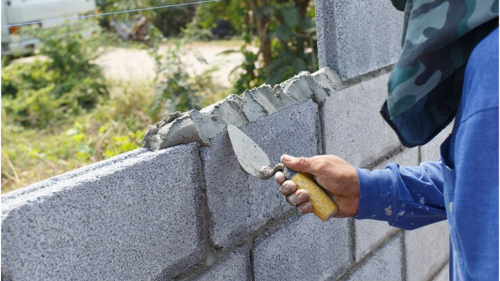Practical Uses and Benefits of Retaining Walls