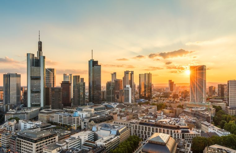 Frankfurt Presse Reports Fast, PR Local Builds Lasting Coverage