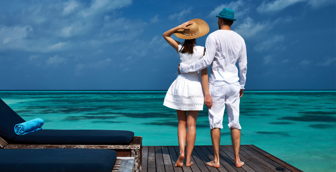 Tropical Maldives Meets Temperate Japan in Reisezeit Insights