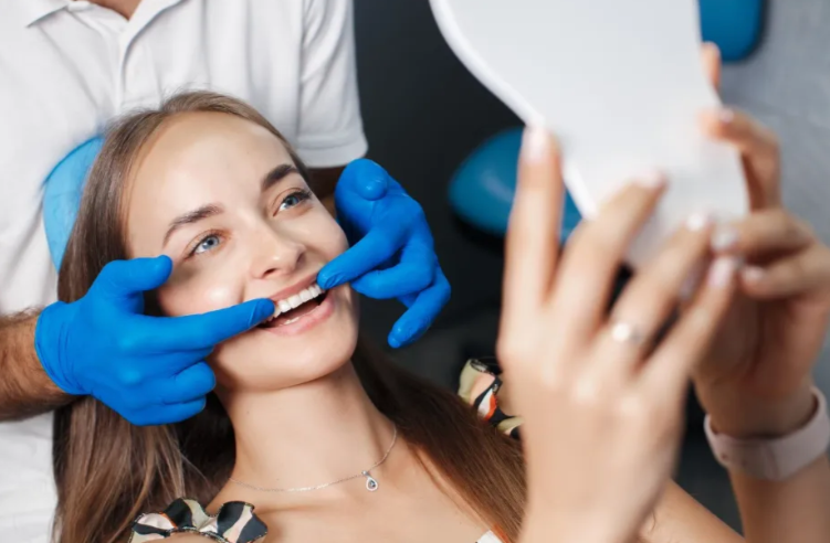 How Long Do Porcelain Veneers Last? A Realistic Timeline