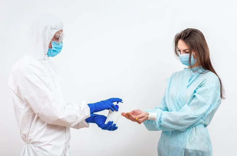 Reusable vs Disposable PPE: Risk Factors You Must Consider